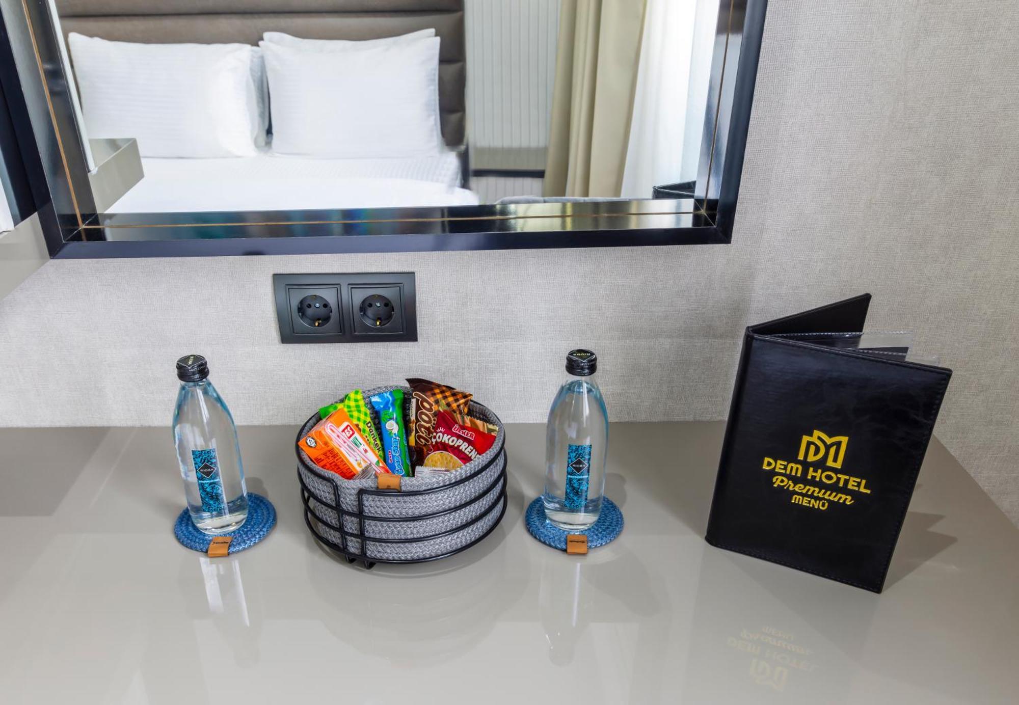 Dem Premium Hotel - Round Trip Airport Service - Istanbul International Airport Arnavutkoy المظهر الخارجي الصورة