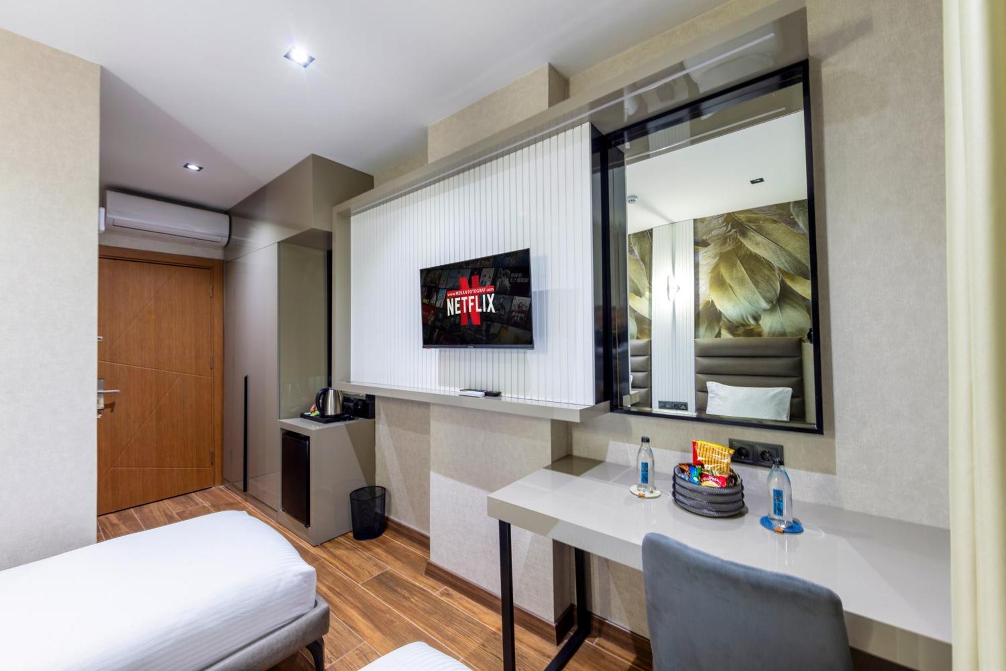 Dem Premium Hotel - Round Trip Airport Service - Istanbul International Airport Arnavutkoy المظهر الخارجي الصورة