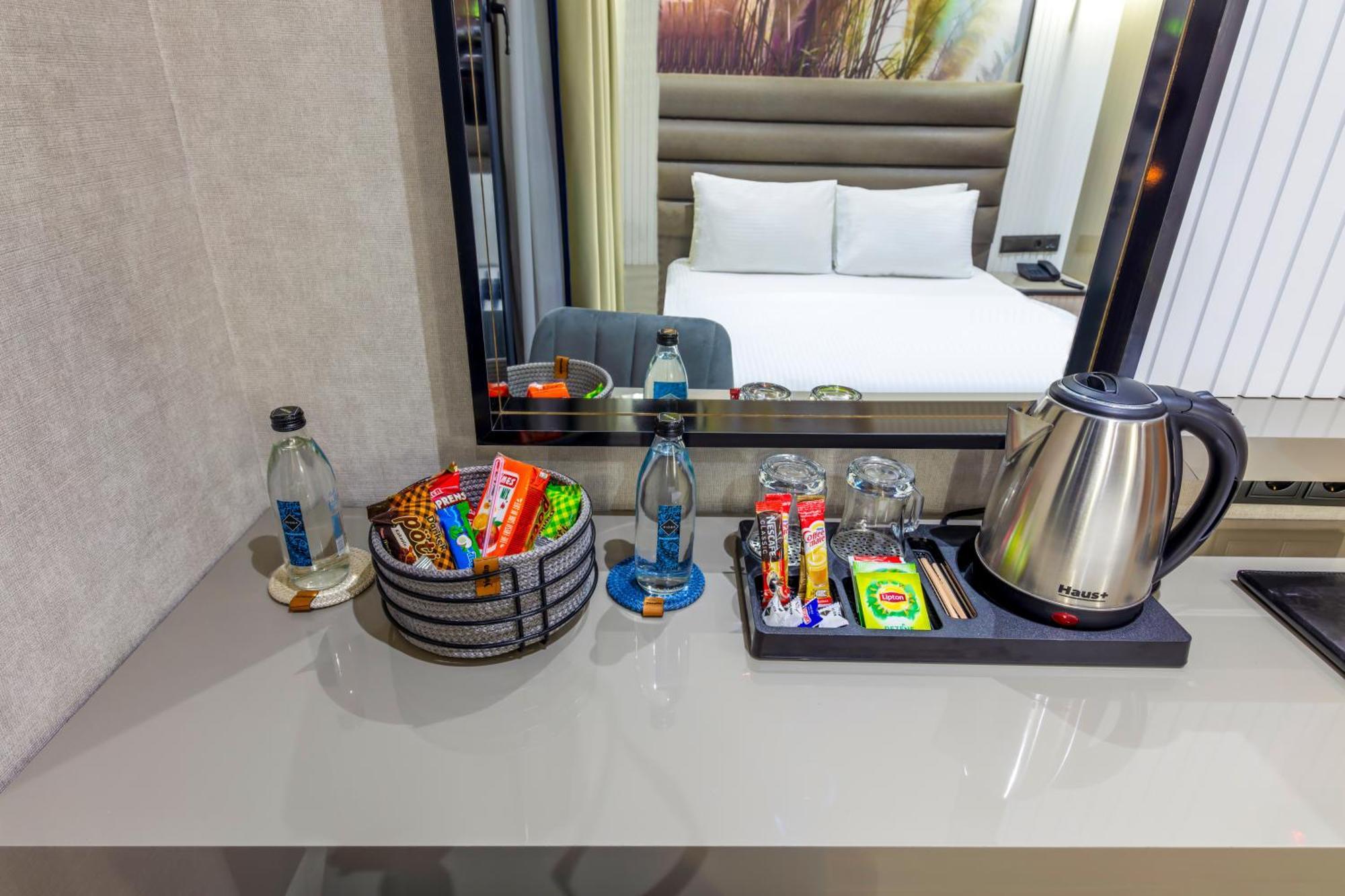 Dem Premium Hotel - Round Trip Airport Service - Istanbul International Airport Arnavutkoy المظهر الخارجي الصورة