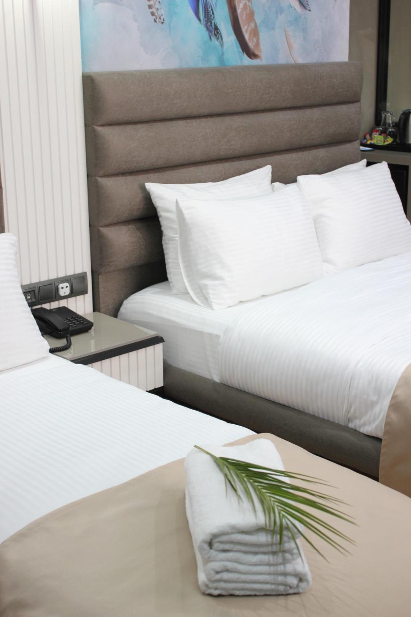 Dem Premium Hotel - Round Trip Airport Service - Istanbul International Airport Arnavutkoy المظهر الخارجي الصورة